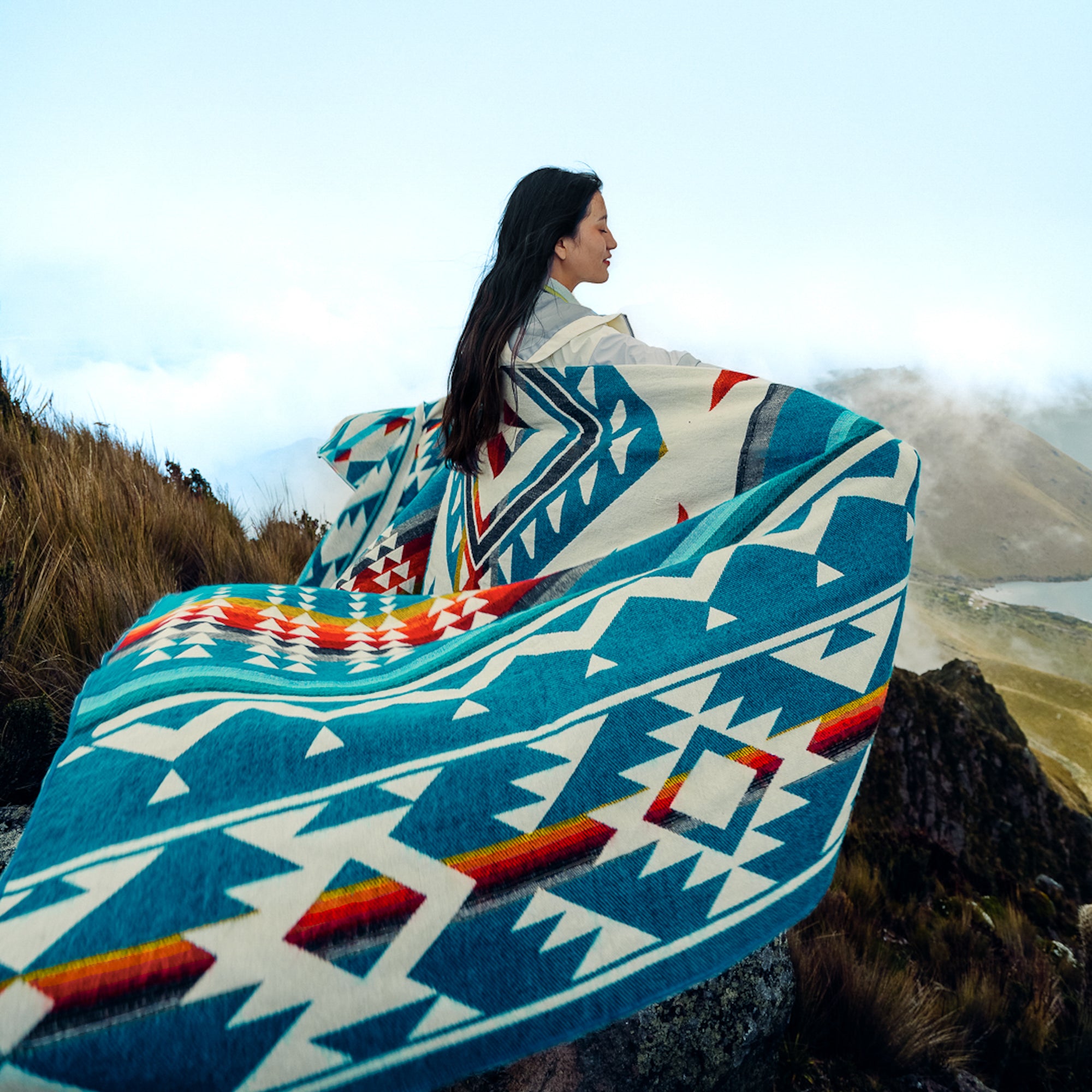 Ingapirca- Turquoise Native Blanket